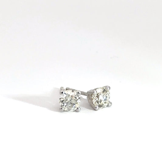 14k White Gold .81cttw Diamond Studs