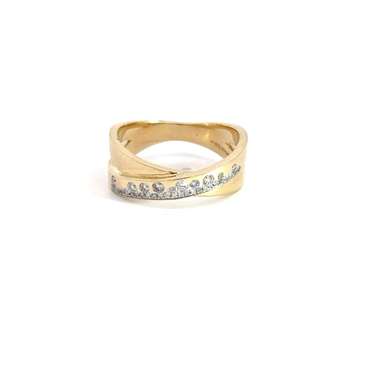 14k Yellow Gold Twist Diamond Band 1/3cttw