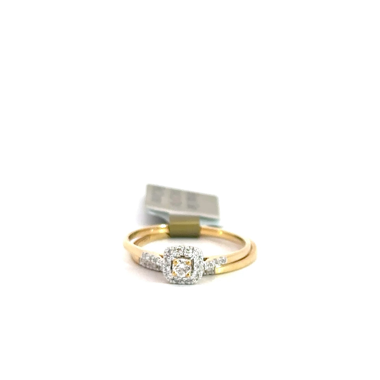 14k Yellow Gold Diamond Bridal Set with a Round Center 1/4cttw