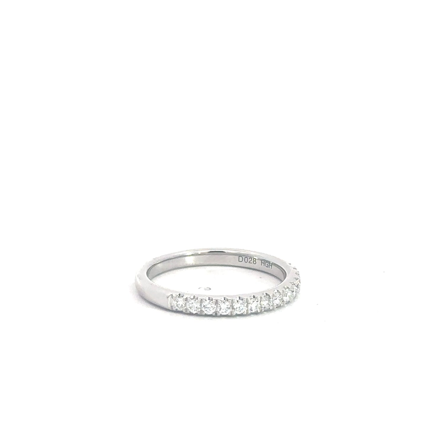 14k White Gold Diamond Band .28cttw