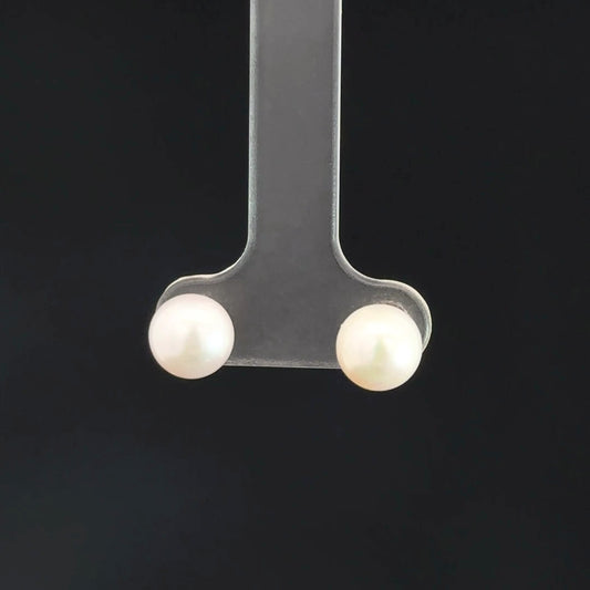 14k Yellow Gold 7.5-8mm Pearl Studs
